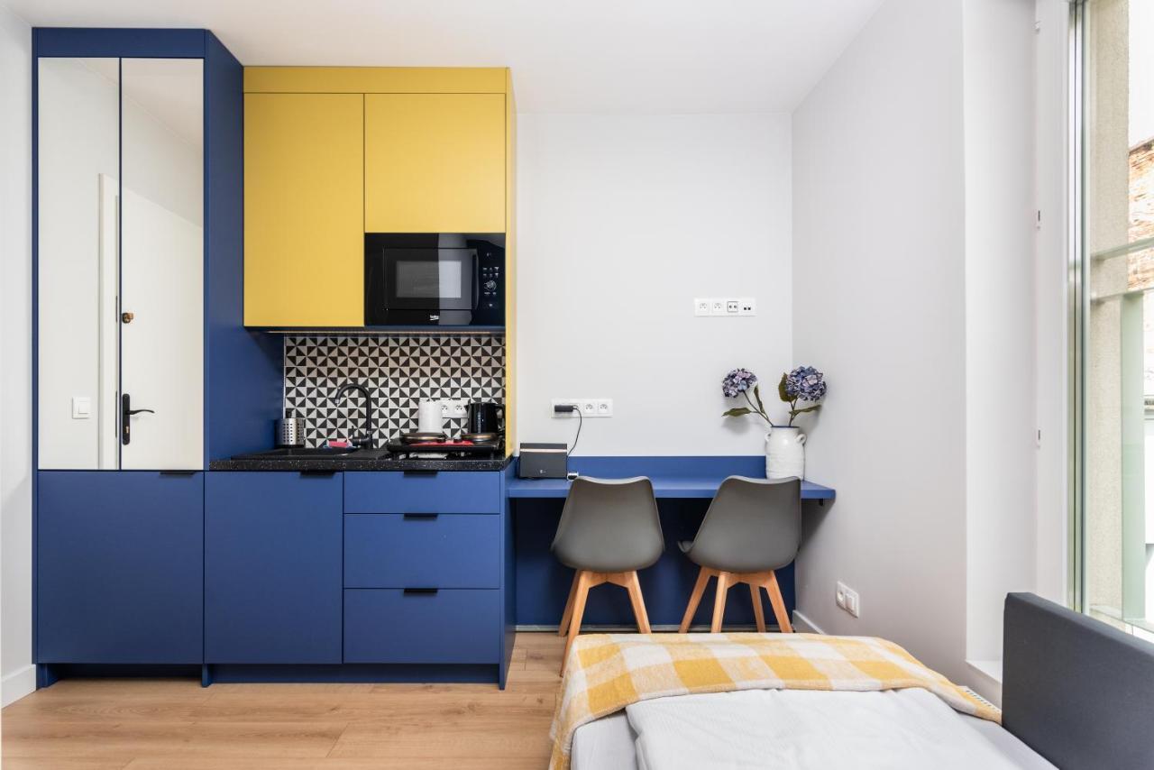 Smart Apartments - Old Town & Main Train Station - By Upstairs Krakau Exterior foto