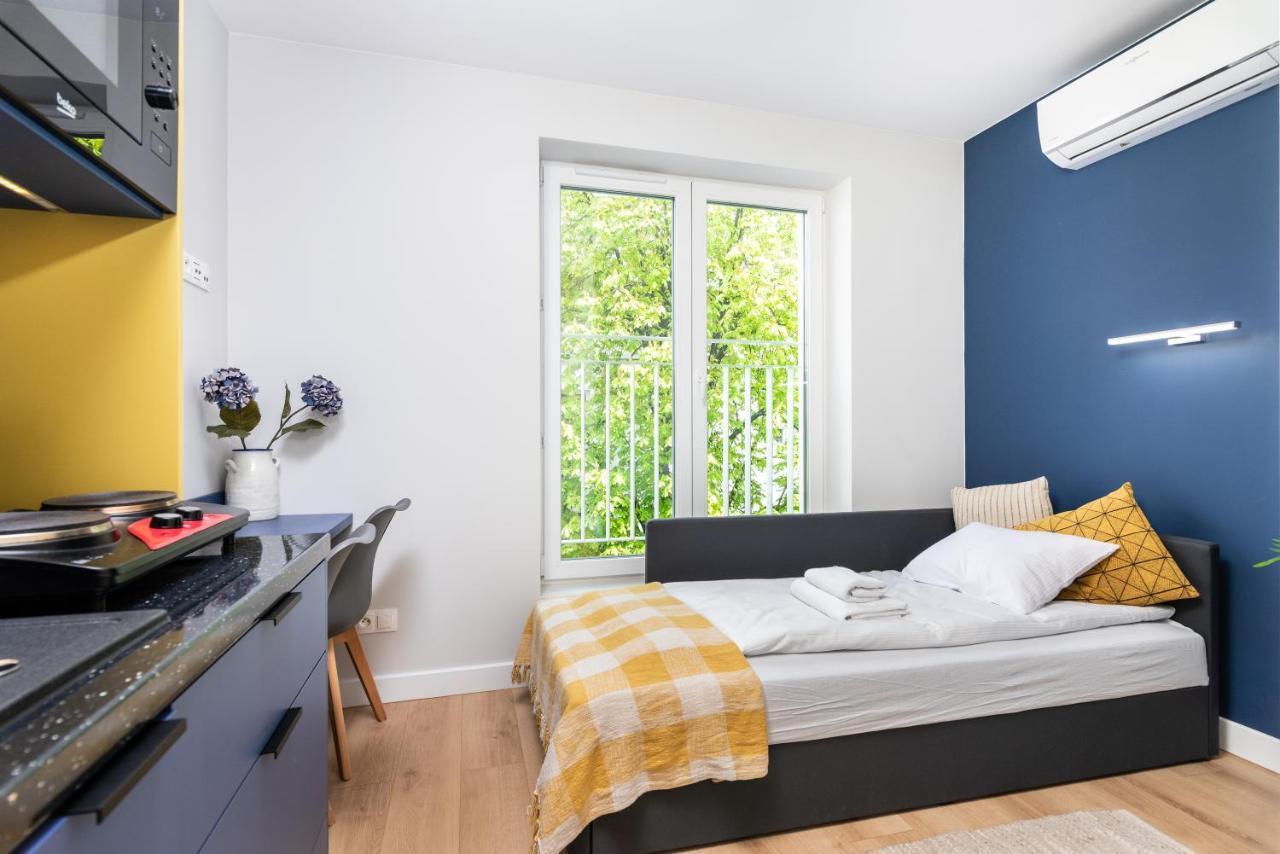 Smart Apartments - Old Town & Main Train Station - By Upstairs Krakau Exterior foto